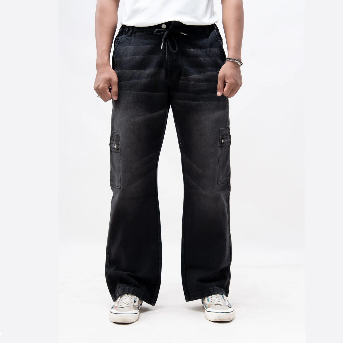 EARTHY GENOVA - RIVERTRAIL Cargo Black Washed Loose Denim